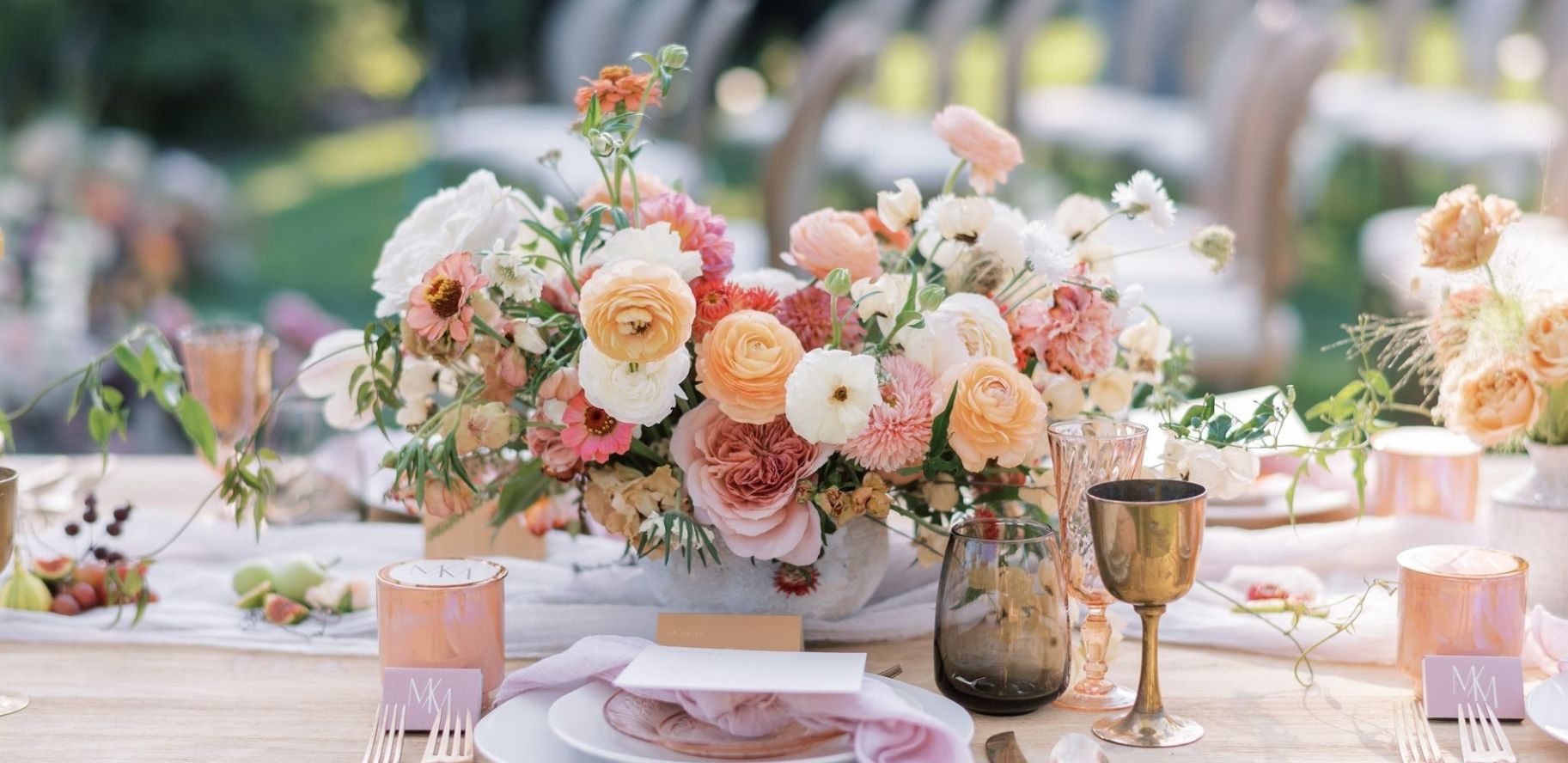 50 Creative Vase Filler Ideas to Make Your Wedding Centerpieces Pop