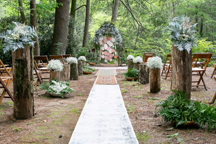 Woodsy Wedding Aisle Decor Featured Image