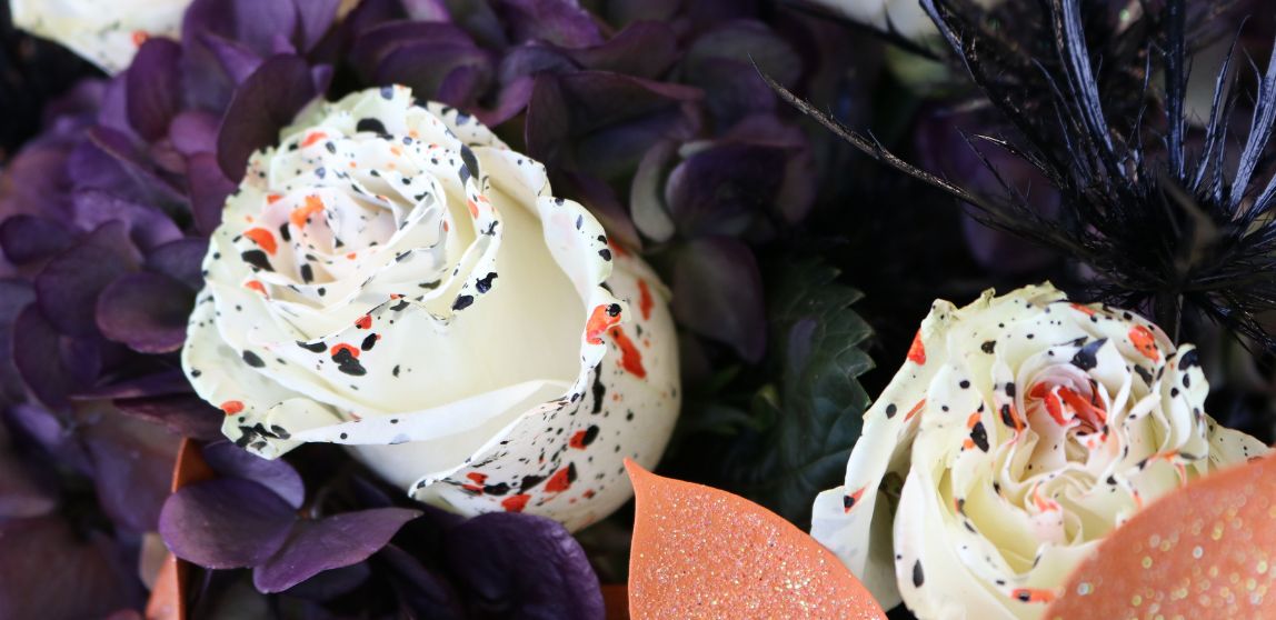 Spooky Bramble Roses Midnight Petals: The World of Spooky Flowers - FiftyFlowers