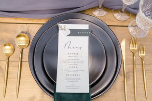 chic way to add black into your wedding