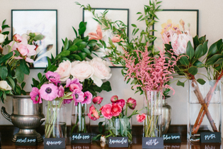 A DIY flower bouquet bar for bridal showers and brunches