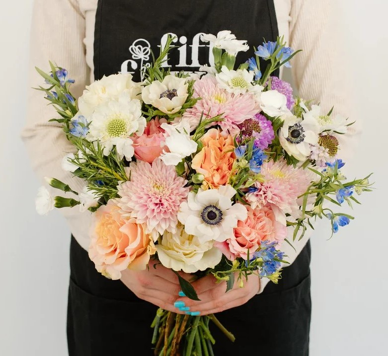 Wholesale DIY Combos - buy DIY Combos flowers - FiftyFlowers