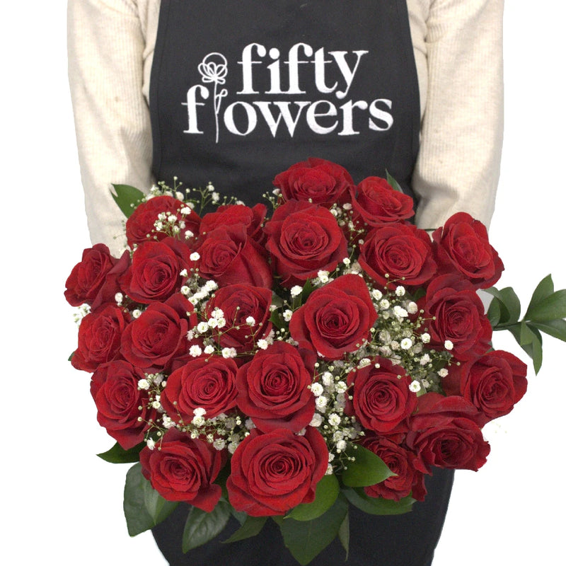 24 Long Stemmed Roses Valentines Day Arrangement Gift Apron - Image