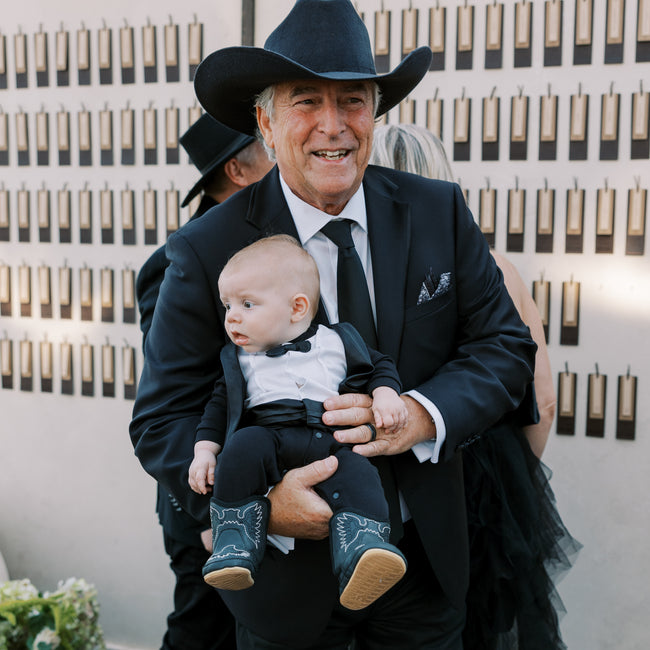 Modern Ranch Elegance at The Glass Pavilion