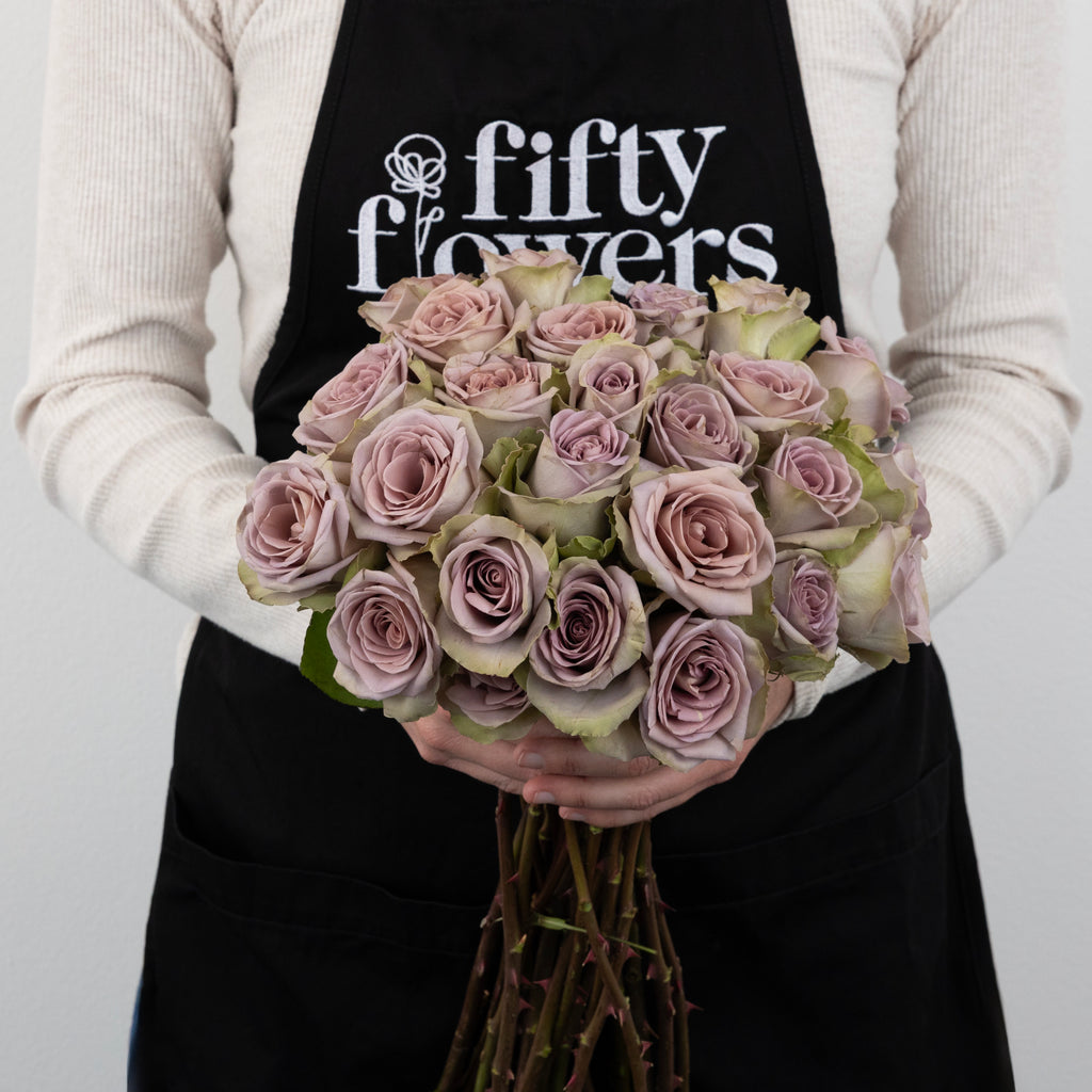 Buy Wholesale Amnesia Lavender Novelty Rose in Bulk - FiftyFlowers