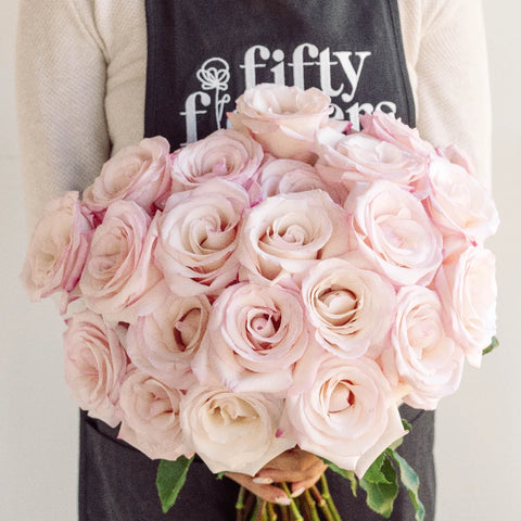 Anna Creamy Light Pink Rose Apron - Image