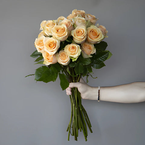Fresh European Cut Peach Roses For Your House