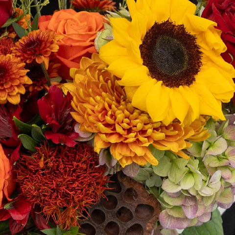 Autumn Dream Diy Flower Kit Close Up - Image