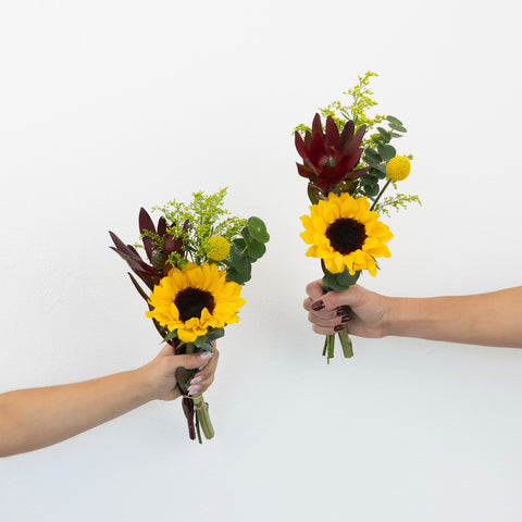 Autumn Sunset Bouquet Bar Flower Kit Vase - Image