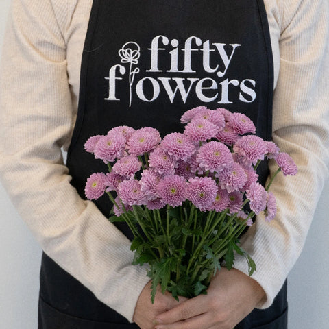 Bashful Becky Button Flower Apron - Image