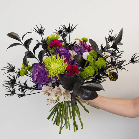 Beetlejuice Halloween Diy Flower Kit Hand - Image