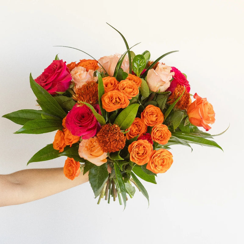 Berry Lovely Centerpiece Hand - Image