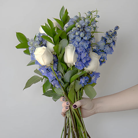 Cream Rose Table Centerpieces