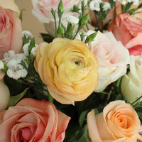 Blushing Peach Centerpieces Hand - Image