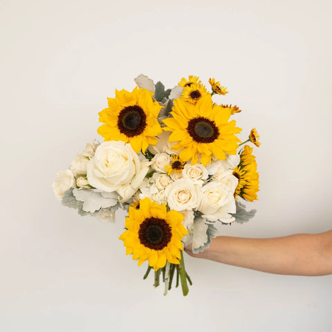 Bright Sky Sunflower Centerpieces Vase - Image