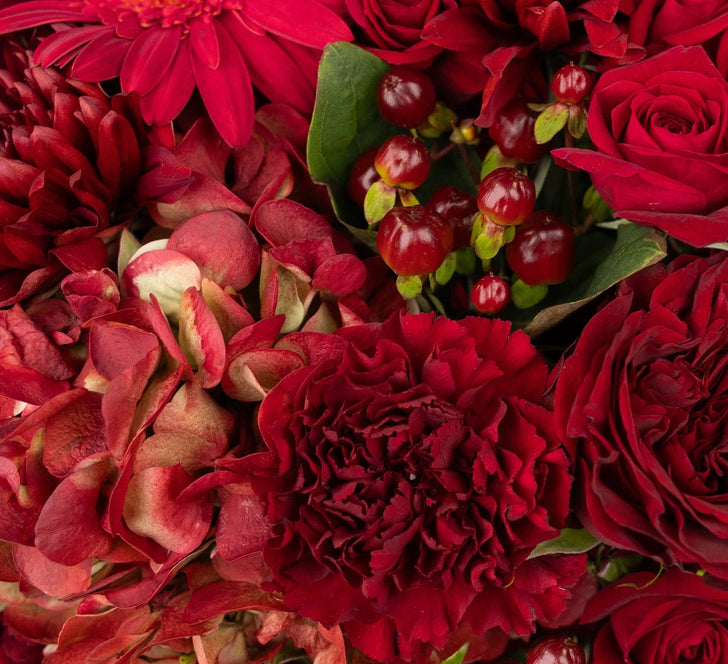 Cherry Coded Flower Centerpieces Close Up - Image