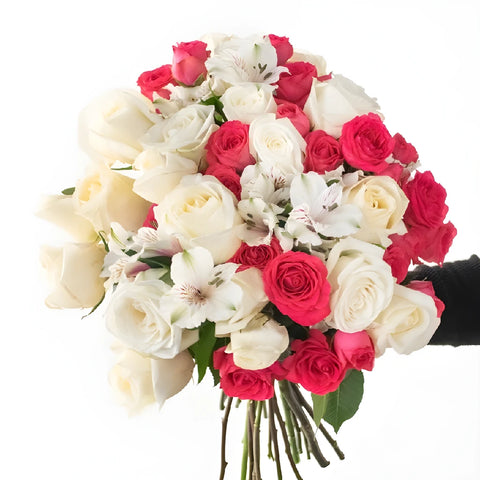 Classic Dozen Or More Rose Bouquet Hand - Image