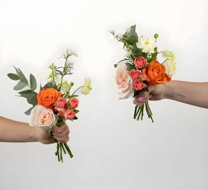 Coral Glow Bouquet Bar Flower Kit Vase - Image