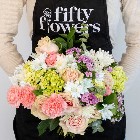 Cotton Candy Diy Flower Kit 2 Apron - Image