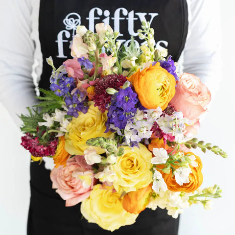 Country Charm Diy Flower Kit Apron - Image