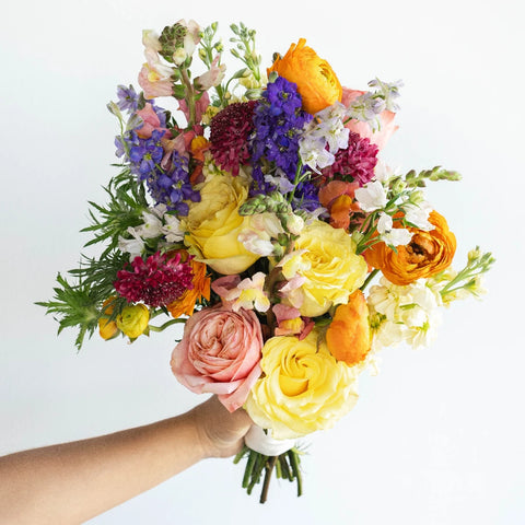 Country Charm Flower Centerpiece Hand - Image