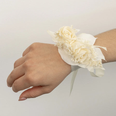 Cream Dried Boutonniere And Corsage Pack Close Up - Image