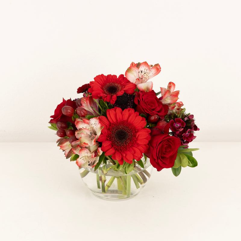 Delectable Red Flower Centerpieces Vase - Image