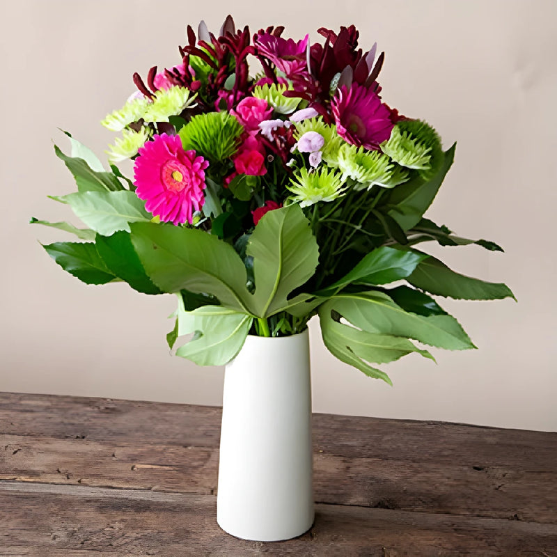 English Tea Fresh Flower Bouquet Vase - Image