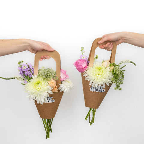 Ethereal Gardens Bouquet Bar Flower Kit Apron - Image