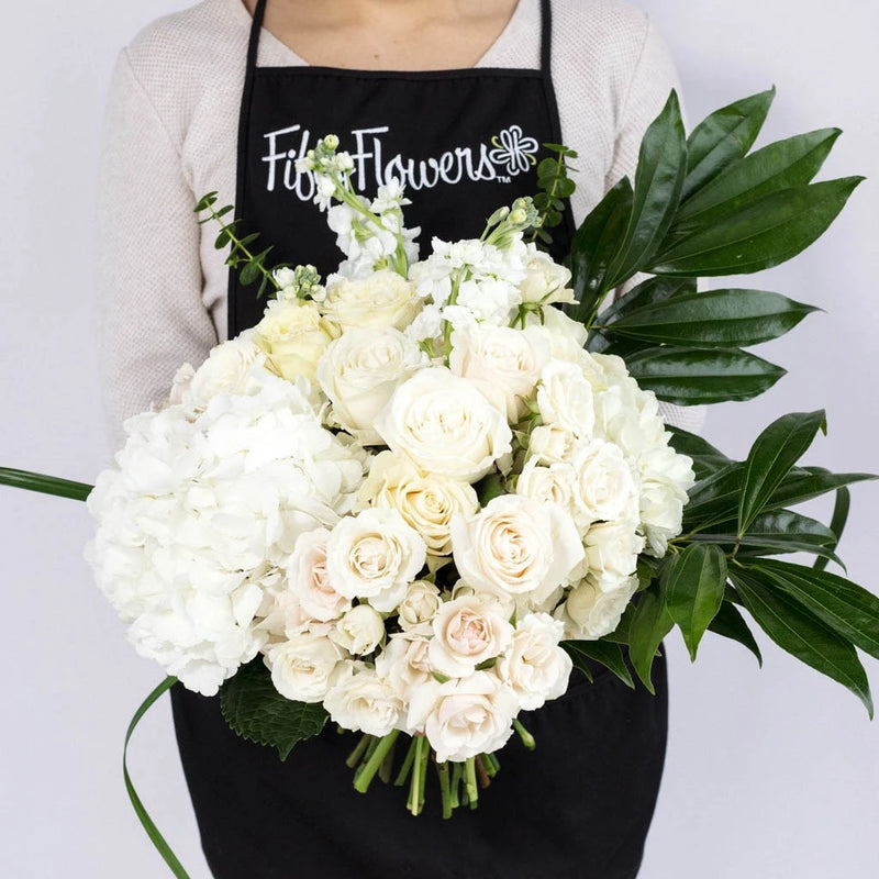 Farm To Table White Centerpieces Apron - Image