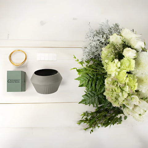 Flourishing Green and White DIY Flower Design Class Kit