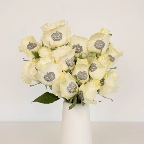 Glow In The Dark Jack O Lantern Roses Apron - Image