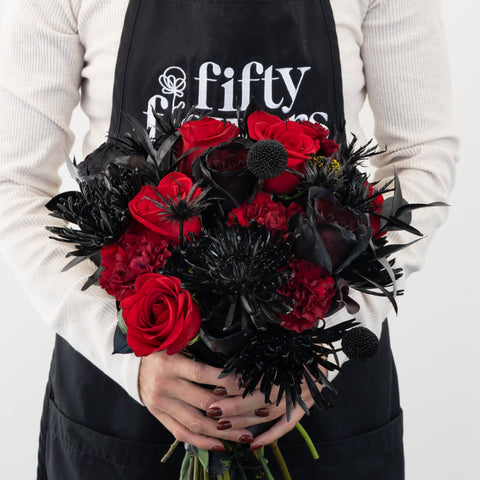 Gothic Vibes Diy Flower Kit Apron - Image