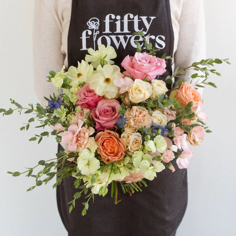 Impressive Daydream Diy Flower Kit Apron - Image