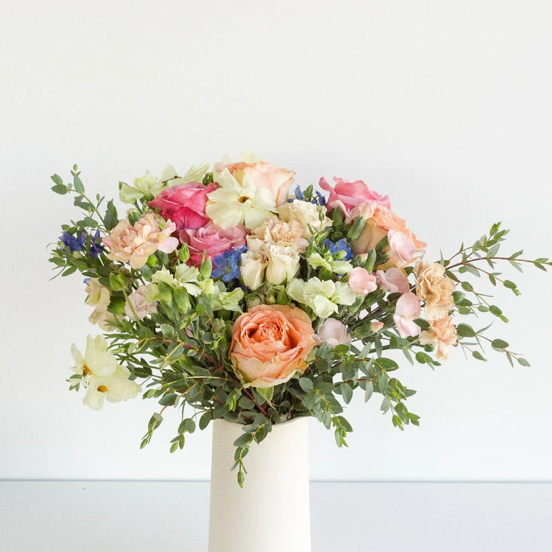 Impressive Daydream Flower Bouquet Vase - Image
