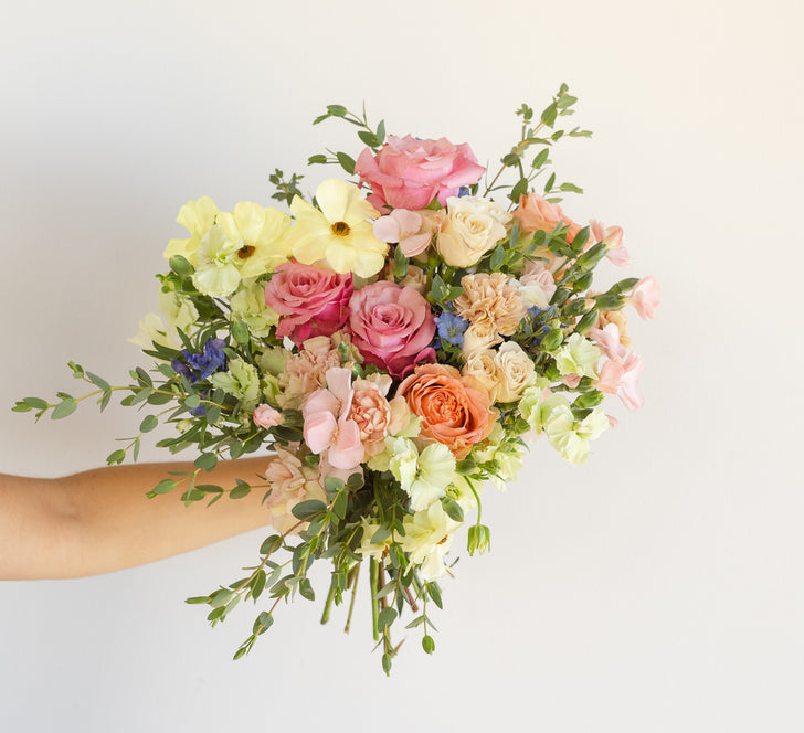 Impressive Daydream Flower Bouquet Other - Image