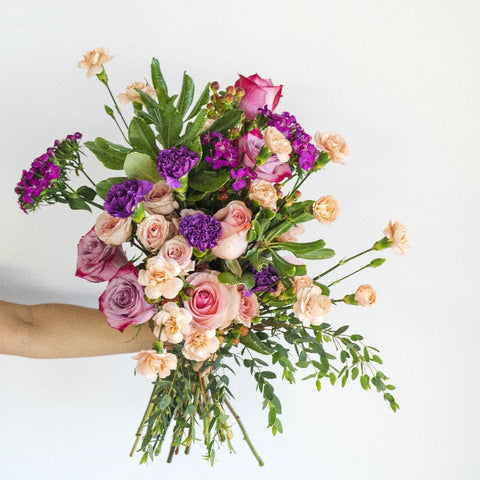 Iwed Welcome Flower Box Hand - Image