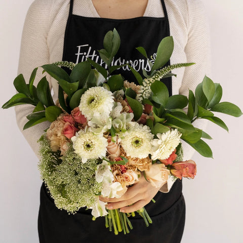 How to Make a DIY Wedding Bouquet - FiftyFlowers