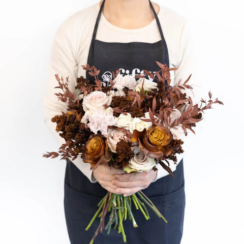 Mocha Brown Diy Flower Kit Apron - Image