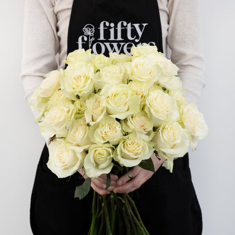 Mondial White Rose Apron - Image