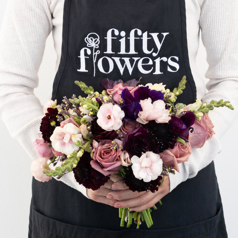 Moody Mauve Diy Flower Kit Apron - Image