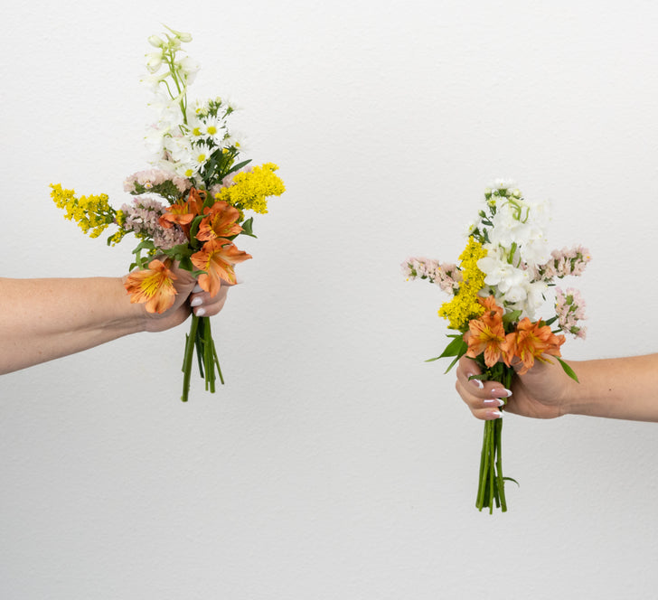 Morning Magic Bouquet Bar Flower Kit Vase - Image