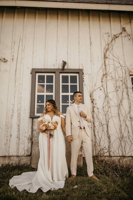 Toffee and Pale Nude Dried Spring Wedding