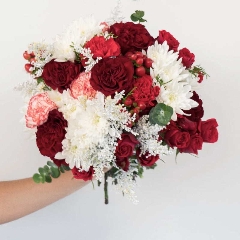 Peppermint Carnation Bouquet Bar Kit Hand - Image