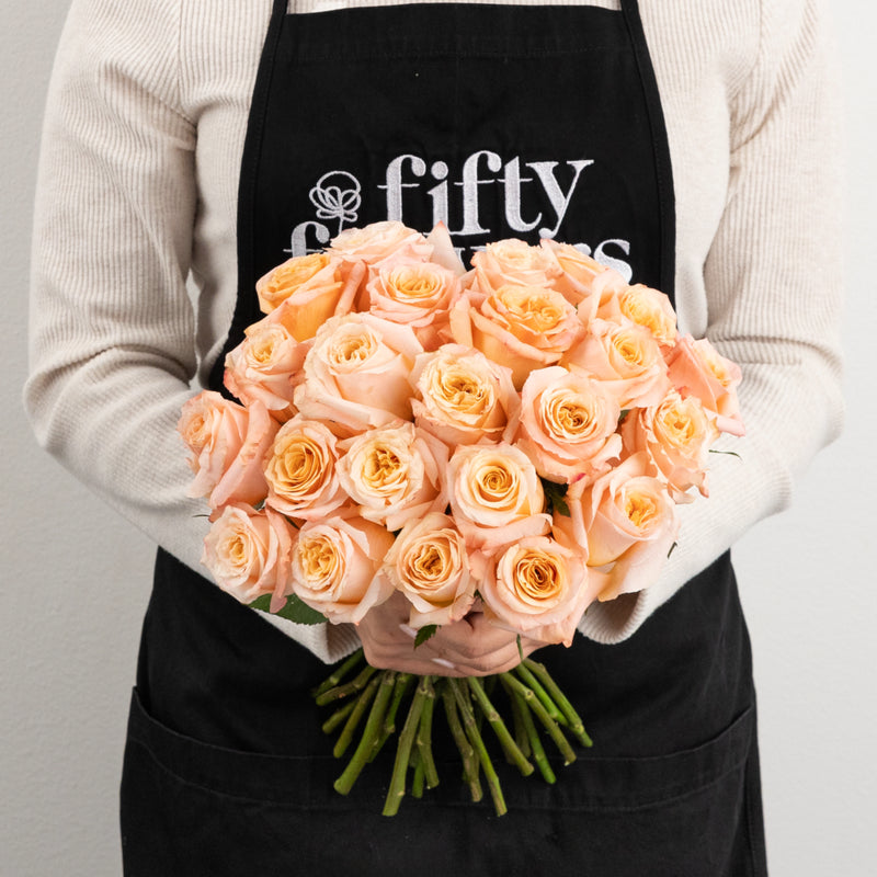Pink Champagne Shimmer Bulk Rose Apron - Image