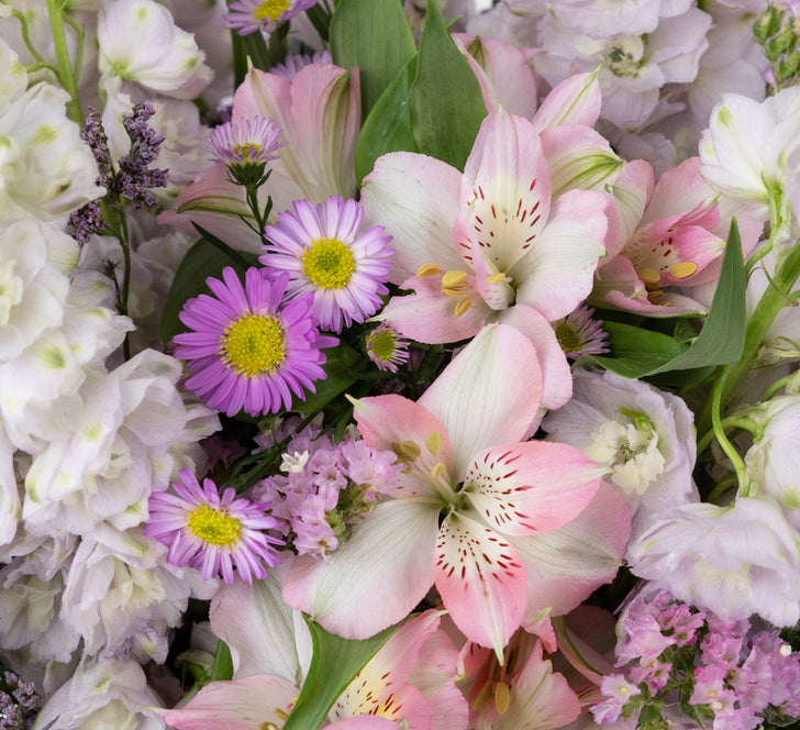 Pink Magic Flower Centerpiece Stem - Image