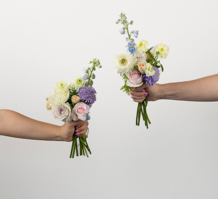 Powered Pastels Bouquet Bar Flower Kit Vase - Image