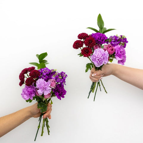 Shades Of Purple Flower Bouquet Bar Kit Hand - Image