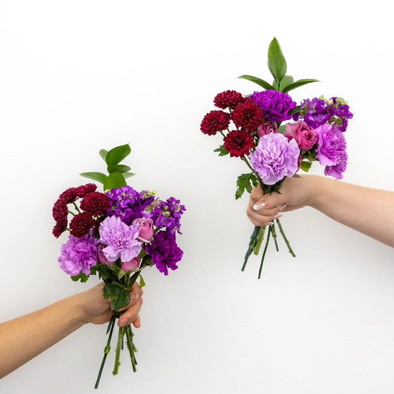 Shades Of Purple Flower Bouquet Bar Kit Hand - Image