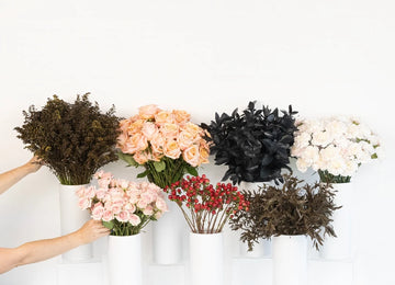 Blush & Berries Bouquet Bar Flower Kit Close Up - Image